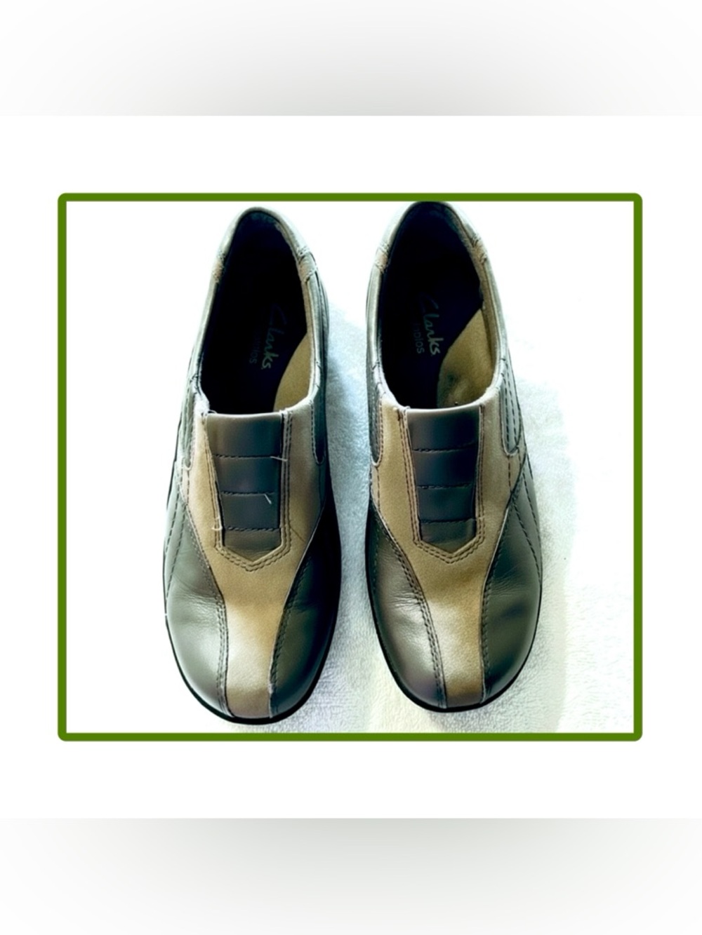 👠 Clarks Bendable Olive & Tan Slip-On Loafer Shoes~Size 7 Like New 👠